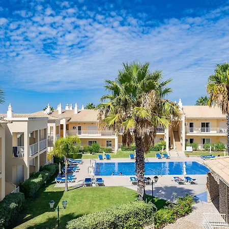 公寓 Palm Tree With Pool By Homing